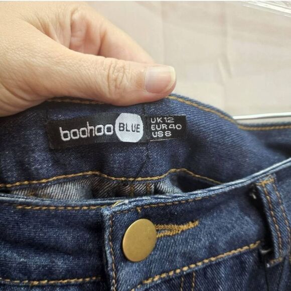 Boohoo High Rise Distressed Straight Leg Jeans Size 8 - Picture 8 of 11